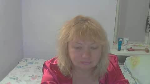 queen_jane8 online show from 05-12-26, 07:55