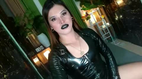 Kendal  online here from 6am-3pm philippine time online show from 11-29-25, 10:24