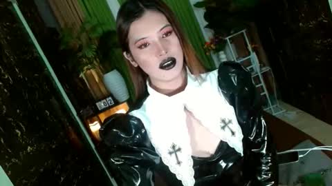 Kendal  online here from 6am-3pm philippine time online show from 12-01-25, 10:26