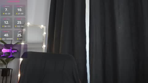 queen_leylla online show from 04-28-26, 05:23