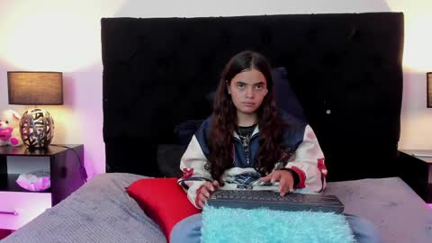 queen_misy online show from 04-17-26, 08:45