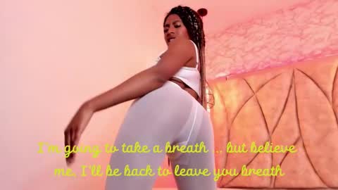 Snapshot of queen_perla_ chatting on 03-05-25, 06:45 online show from 03-05-25, 06:45