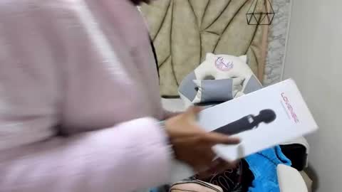 Snapshot of queen_perla_ chatting on 03-09-25, 01:48 online show from 03-09-25, 01:48