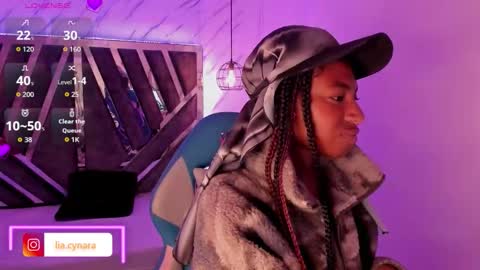 Snapshot of queen_perla_ chatting on 09-22-25, 11:23 online show from 09-22-25, 11:23