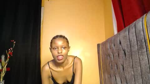 queen_sashavixen online show from 11-29-25, 04:21
