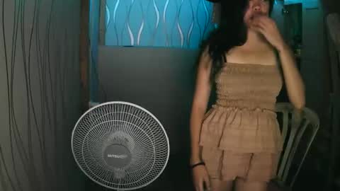 Snapshot of queen_seavera1 chatting on 11-26-25, 02:07 queen_seavera1 online show from 11-26-25, 02:07