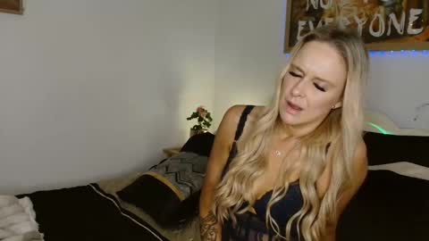 queenb6969694u online show from 03-07-26, 01:08