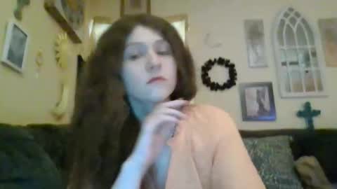 Snapshot of queencrimsonlvx chatting on 04-23-26, 12:51 queencrimsonlvx online show from 04-23-26, 12:51
