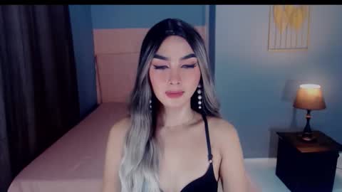 queenemeraldts online show from 09-26-25, 02:15