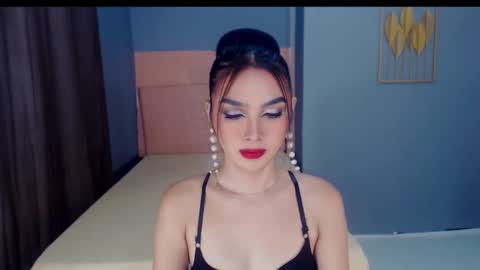 queenemeraldts online show from 10-31-25, 03:07