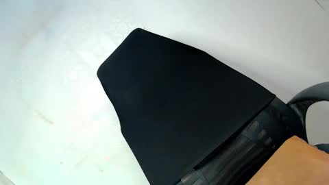 just call me QUEEN and ill be there online show from 10-09-25, 06:17