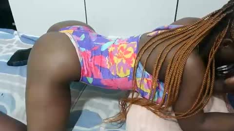 Latasha online show from 11-16-25, 06:19