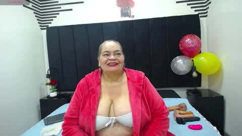 VickyBoobss online show from 01-13-26, 07:52