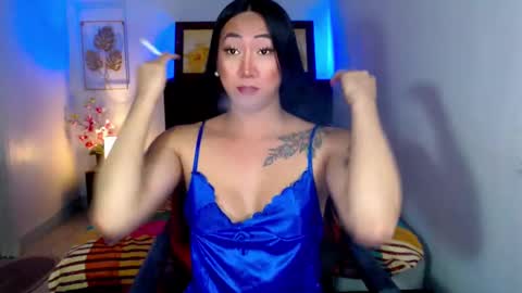 Snapshot of queenmistressts chatting on 02-09-25, 02:07 QUEEN online show from 02-09-25, 02:07