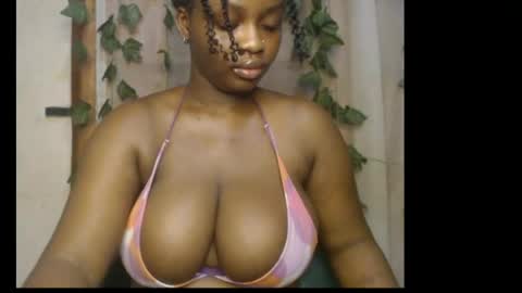 Zoey online show from 03-29-26, 07:41