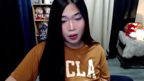 Mikka online show from 11-25-25, 06:52