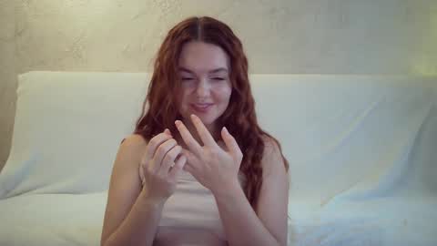 Snapshot of queenofmodels chatting on 01-20-25, 11:02 QueenOfModels online show from 01-20-25, 11:02