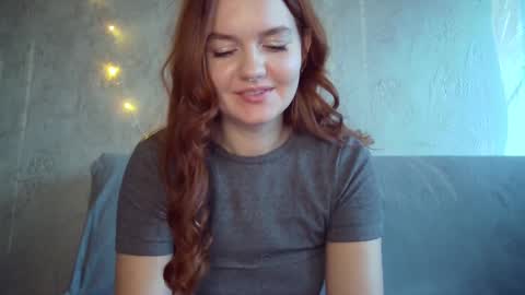 Snapshot of queenofmodels chatting on 01-29-25, 05:40 QueenOfModels online show from 01-29-25, 05:40