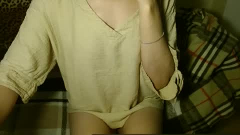 queenoftenderness online show from 12-22-24, 10:04