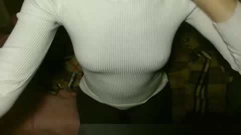 queenoftenderness online show from 10-08-25, 06:27