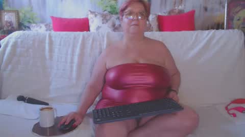 QueenPammy online show from 02-14-25, 09:24