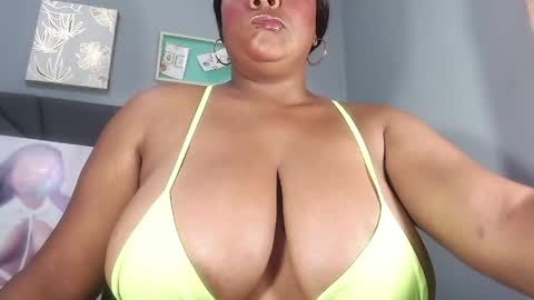 queenrachelbrown online show from 04-28-26, 12:32