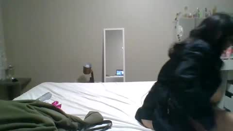 queensecrets online show from 12-06-24, 07:32