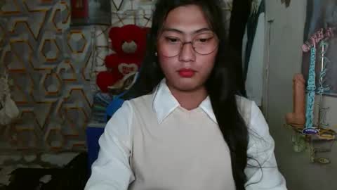 Snapshot of queensteffi chatting on 05-13-26, 10:06 queensteffi online show from 05-13-26, 10:06