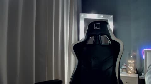 Queensy online show from 12-06-24, 06:06