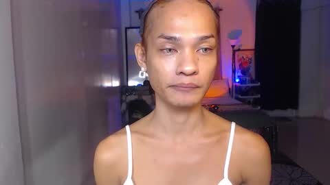 Snapshot of queenvalentinats chatting on 02-22-26, 03:54 ValentinaMoone online show from 02-22-26, 03:54