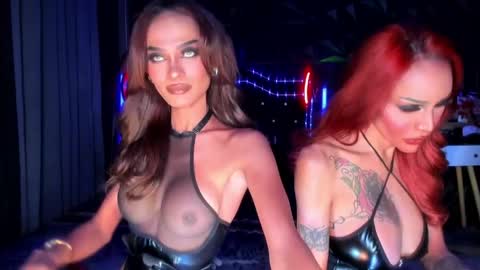 Snapshot of queenvalentinats chatting on 05-22-26, 09:09 ValentinaMoone online show from 05-22-26, 09:09