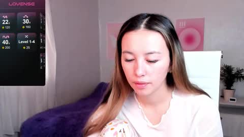 Snapshot of queitsharm_ chatting on 11-25-25, 06:35 Anna online show from 11-25-25, 06:35