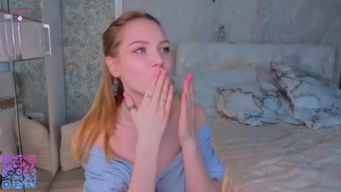 Snapshot of quennacindy chatting on 11-12-25, 02:56 Teri My favorite vibes 77 101 222 666 online show from 11-12-25, 02:56