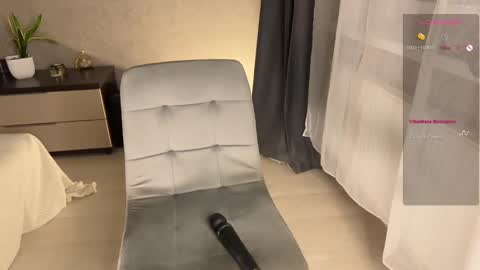 Snapshot of quintessencel chatting on 02-08-25, 06:12 Next stream December 1 FANSLY Loxrye online show from 02-08-25, 06:12