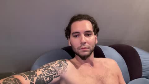 Snapshot of quriff chatting on 10-18-25, 03:24 quriff online show from 10-18-25, 03:24