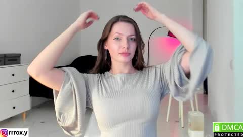 Snapshot of r00xvel chatting on 10-04-25, 08:34 r00xvel online show from 10-04-25, 08:34