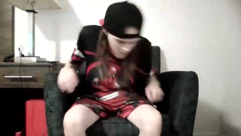 r_monkey583 online show from 10-23-25, 02:38