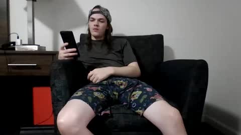 Snapshot of r_monkey583 chatting on 11-13-25, 03:55 r_monkey583 online show from 11-13-25, 03:55