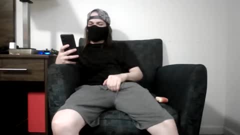 Snapshot of r_monkey583 chatting on 12-16-25, 10:48 r_monkey583 online show from 12-16-25, 10:48