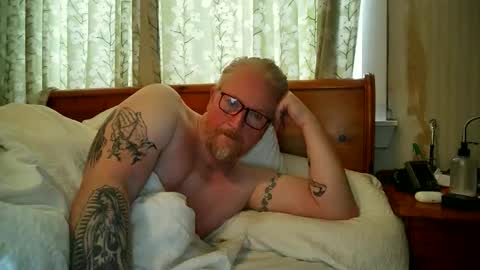 Snapshot of r_o_h_a_n_r_o_o_m chatting on 04-16-26, 12:06 r_o_h_a_n_r_o_o_m online show from 04-16-26, 12:06