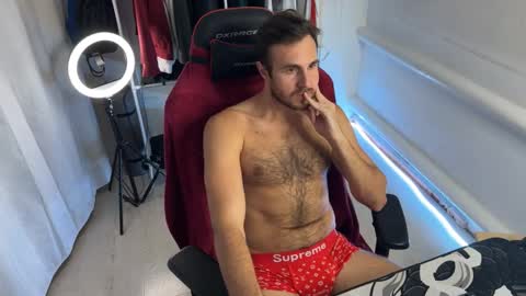 Snapshot of raamos chatting on 10-11-25, 07:34 Nikita online show from 10-11-25, 07:34