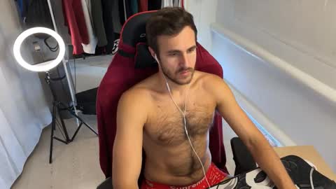 Snapshot of raamos chatting on 10-12-25, 05:45 Nikita online show from 10-12-25, 05:45