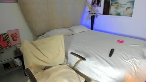 natalia  -  online show from 04-28-26, 03:44