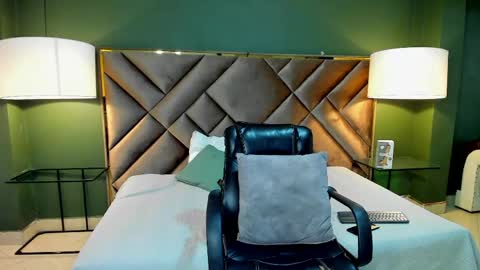  Rachel  online show from 04-25-26, 09:23