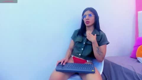 Snapshot of rachel_donnelly chatting on 09-12-25, 05:07 Rachel Donnelly online show from 09-12-25, 05:07