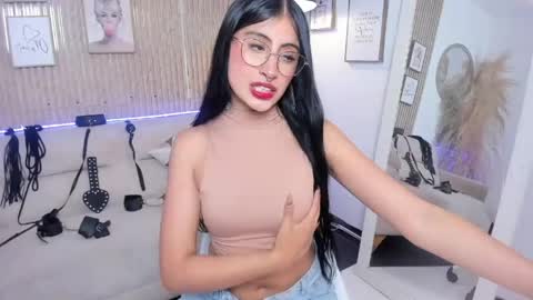 Snapshot of rachel_es chatting on 05-06-26, 06:30 RACHEL ES online show from 05-06-26, 06:30