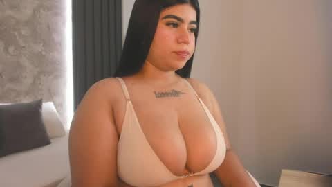 R A C H E L   online show from 04-15-26, 02:29