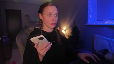 Diana online show from 12-17-24, 11:27