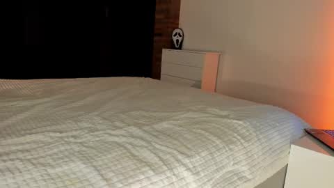 Sherryl online show from 10-26-25, 06:25