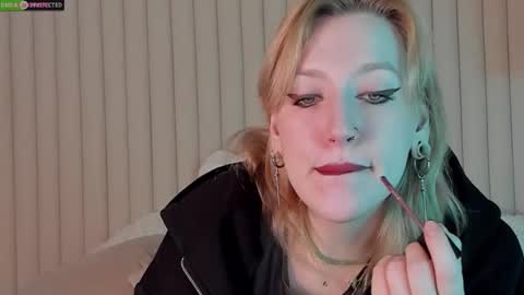 Snapshot of rachelcart chatting on 12-05-25, 03:15 RachelCart online show from 12-05-25, 03:15